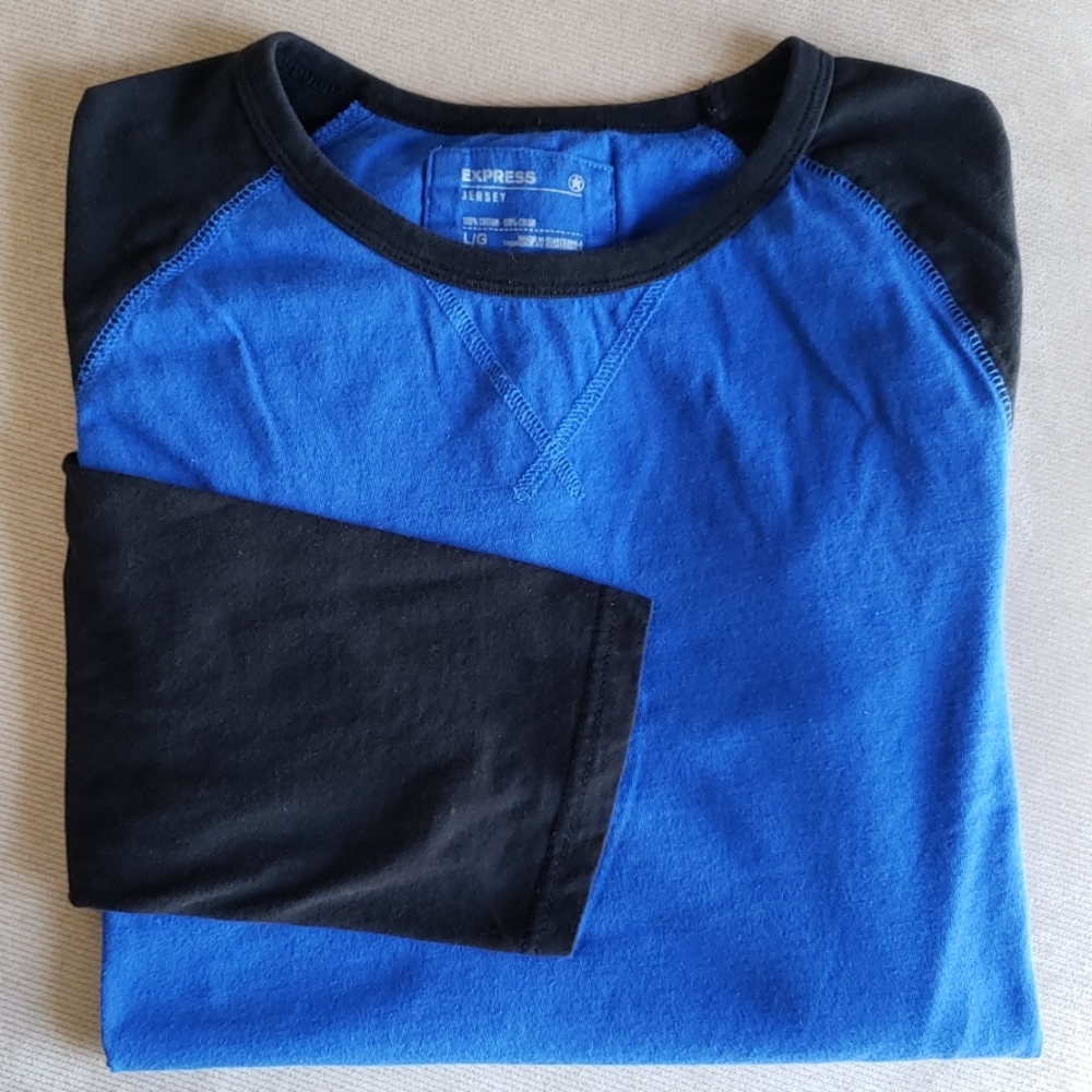 🔥3/$30 or 5/$40🔥  EXPRESS 3/4 Sleeve Crew Neck Baseball T-Shirt